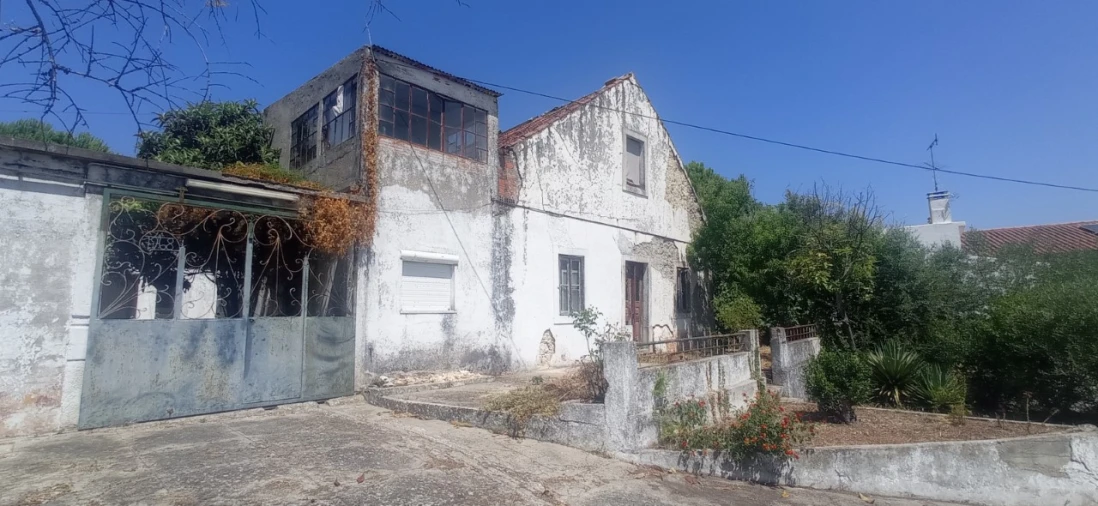 Moradia T5 para Venda em Olaia e Paço Foto 1