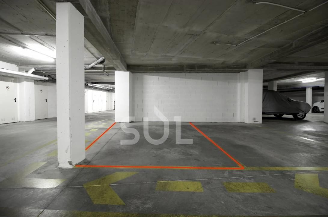 Apartamento T2 para Venda em Portimão Foto 30