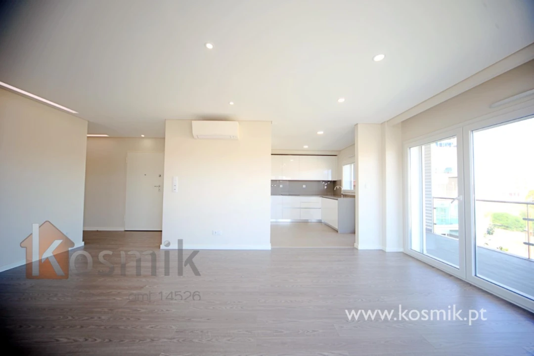 Apartamento T2 para Arrendamento em Póvoa de Santo Adrião e Olival Basto Foto 26