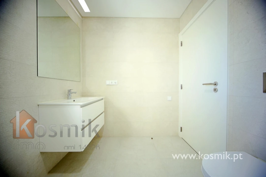 Apartamento T2 para Arrendamento em Póvoa de Santo Adrião e Olival Basto Foto 44