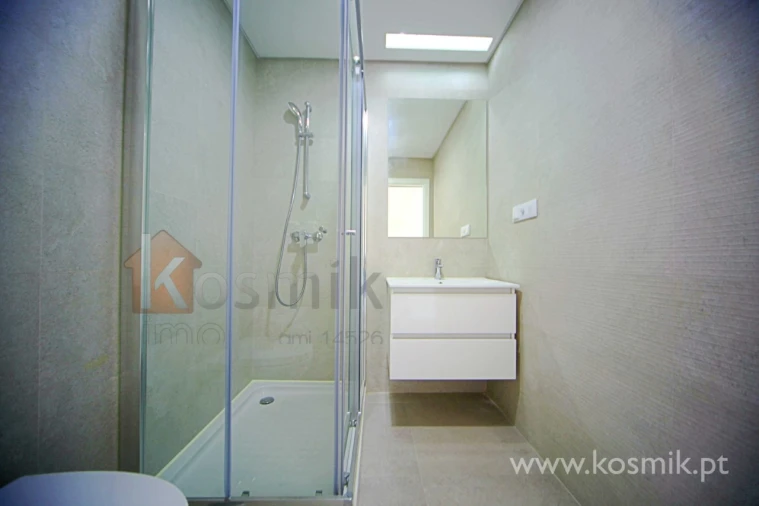 Apartamento T2 para Arrendamento em Póvoa de Santo Adrião e Olival Basto Foto 11