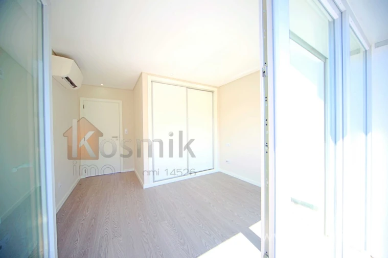 Apartamento T2 para Arrendamento em Póvoa de Santo Adrião e Olival Basto Foto 23