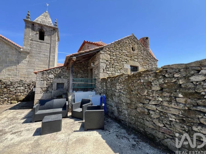 Moradia T3 para Venda em Chosendo Foto 20