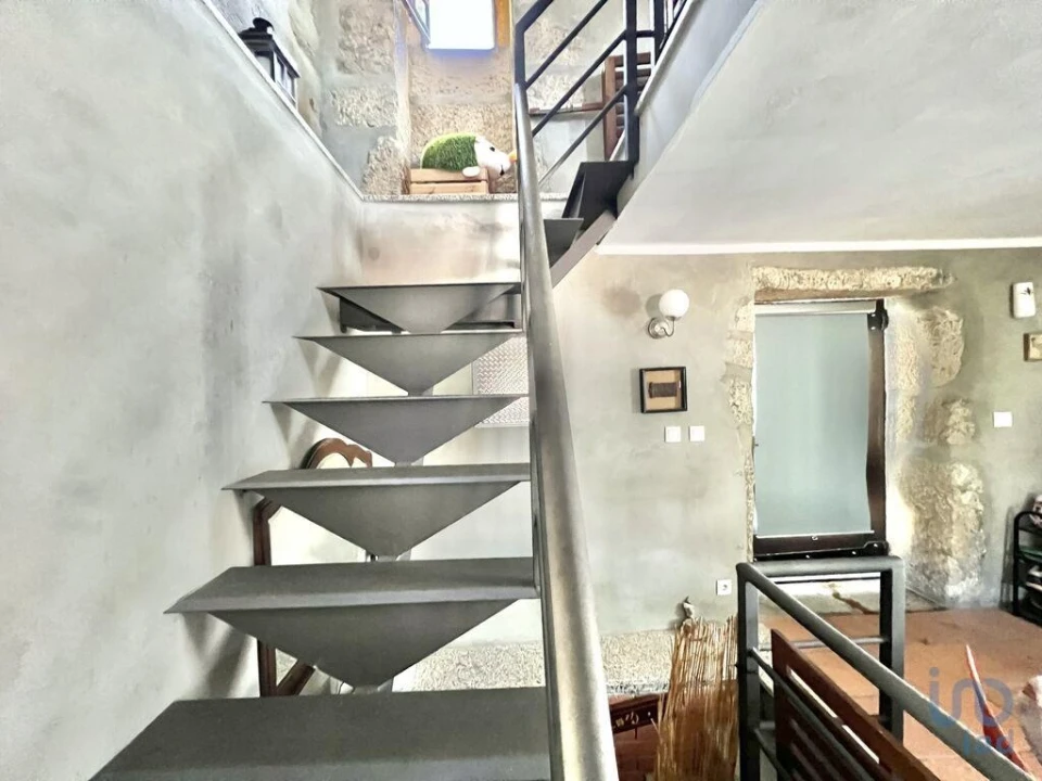 Moradia T3 para Venda em Chosendo Foto 11