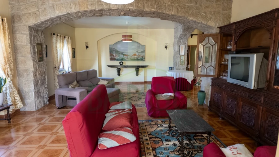 Negócio para Venda em Seixas Foto 26