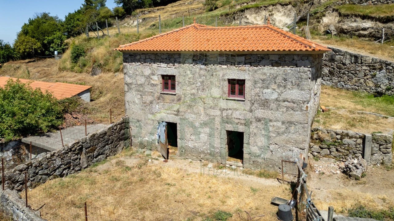 Quinta para Venda em Labruja Foto 5