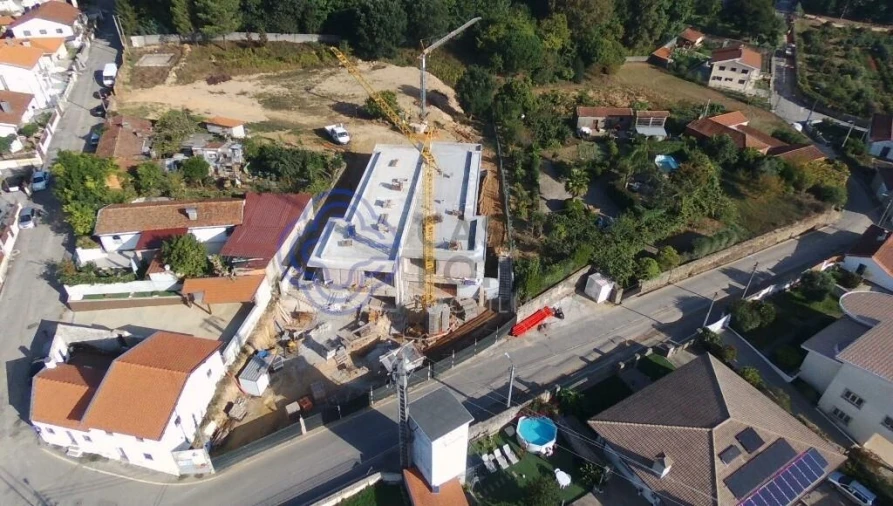 Moradia T3 para Venda em Milheiros de Poiares Foto 20