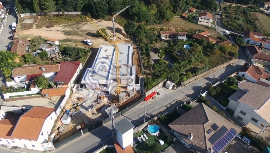 Moradia T3 para Venda em Milheiros de Poiares Foto 19