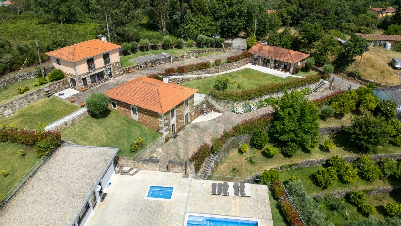 Quinta T12 para Venda em Vilar de Mouros Foto 19