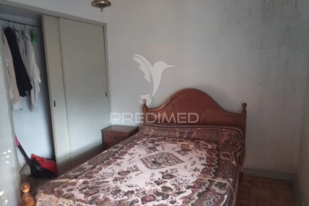 Moradia T3 para Venda em Espinho Foto 11