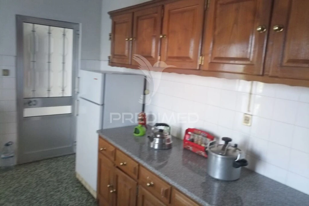 Moradia T3 para Venda em Espinho Foto 6