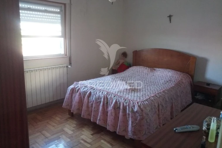 Moradia T3 para Venda em Espinho Foto 10