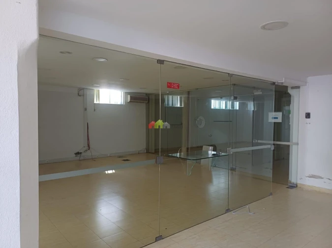 Garagem para Venda em Setubal (São Sebastião) Foto 10