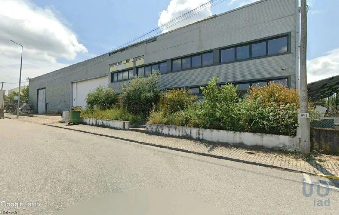 Loja para Venda em Constantim e Vale de Nogueiras Foto 1