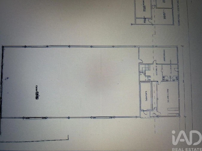 Loja para Venda em Constantim e Vale de Nogueiras Foto 16