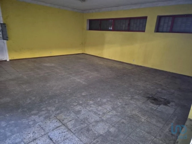 Loja para Venda em Constantim e Vale de Nogueiras Foto 13