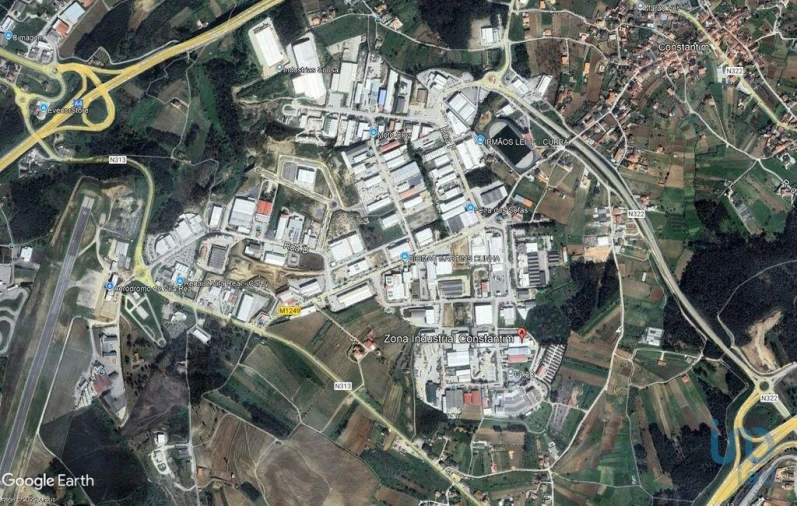 Loja para Venda em Constantim e Vale de Nogueiras Foto 7