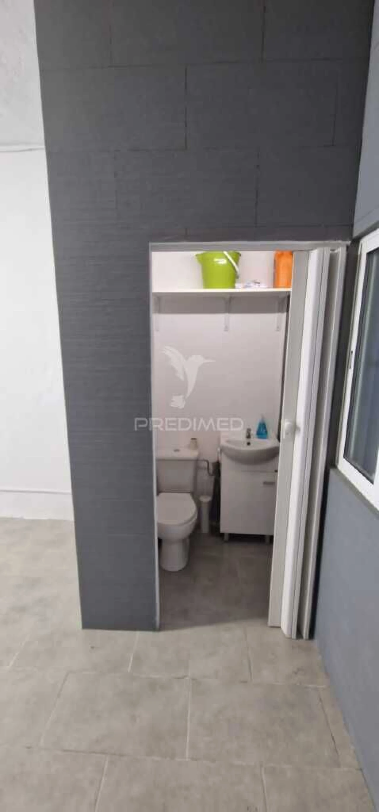 Armazém para Venda em Almada, Cova da Piedade, Pragal e Cacilhas Foto 4