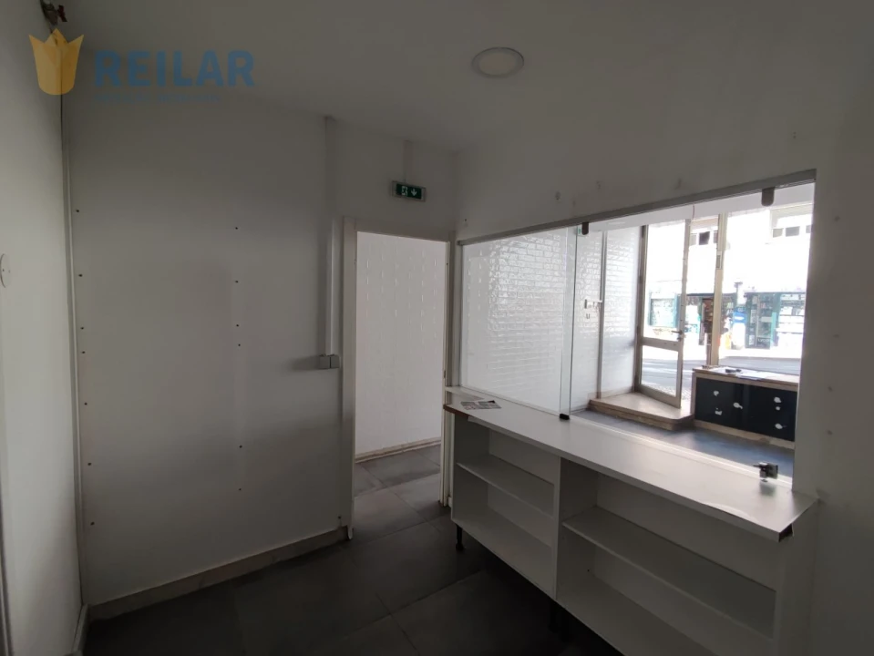 Loja para Venda em Arroios Foto 1