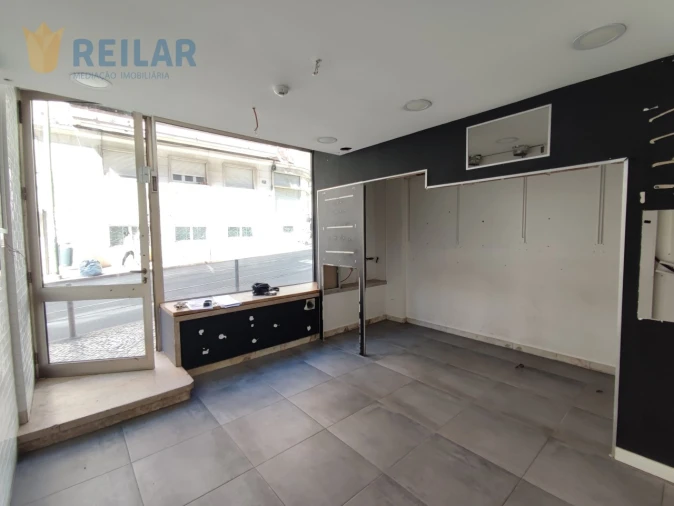 Loja para Venda em Arroios Foto 11