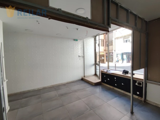 Loja para Venda em Arroios Foto 12