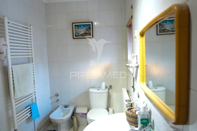 Apartamento T3 para Venda em Sé, Santa Maria e Meixedo Foto 8