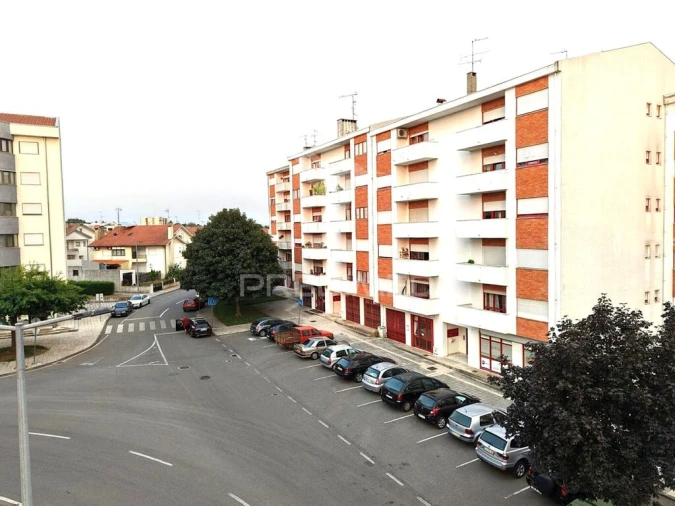 Apartamento T3 para Venda em Sé, Santa Maria e Meixedo Foto 16