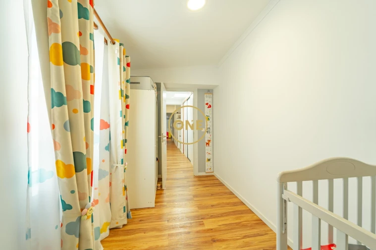 Moradia T4 para Venda em Ponta Delgada (São Pedro) Foto 9