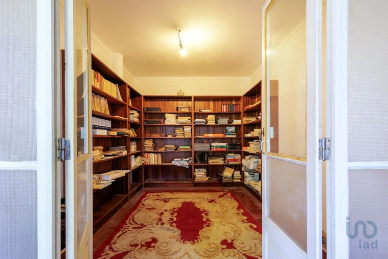 Moradia T18 para Venda em Parceiros e Azoia Foto 8