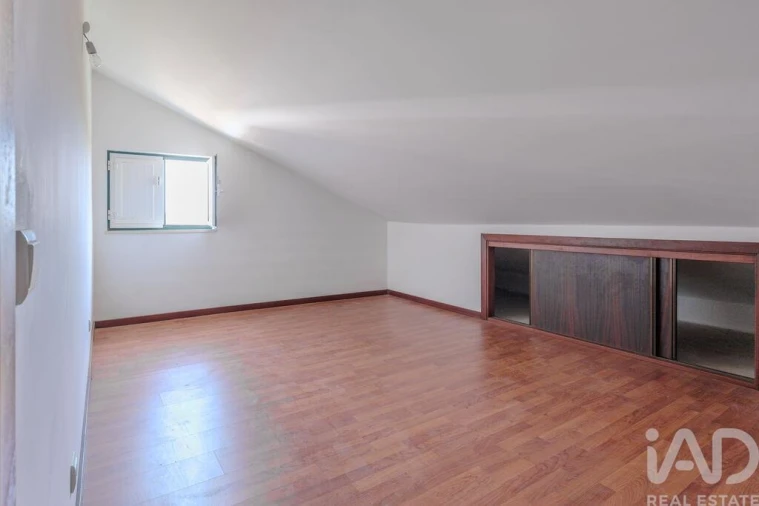 Moradia T18 para Venda em Parceiros e Azoia Foto 22