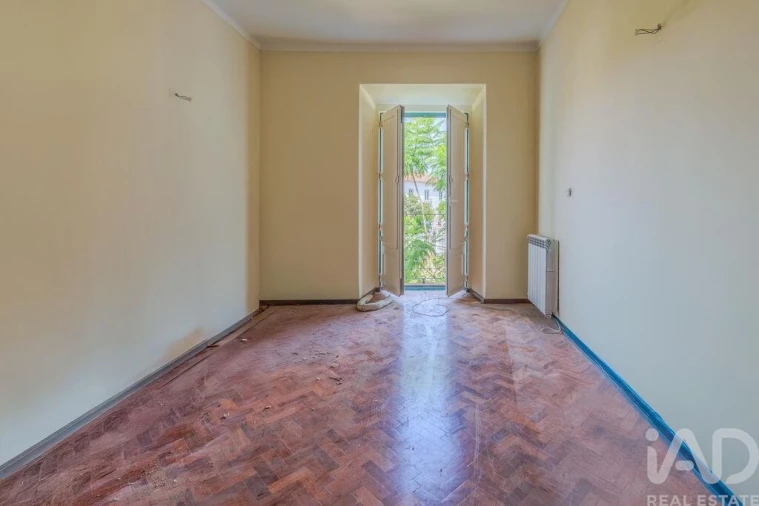 Moradia T18 para Venda em Parceiros e Azoia Foto 18