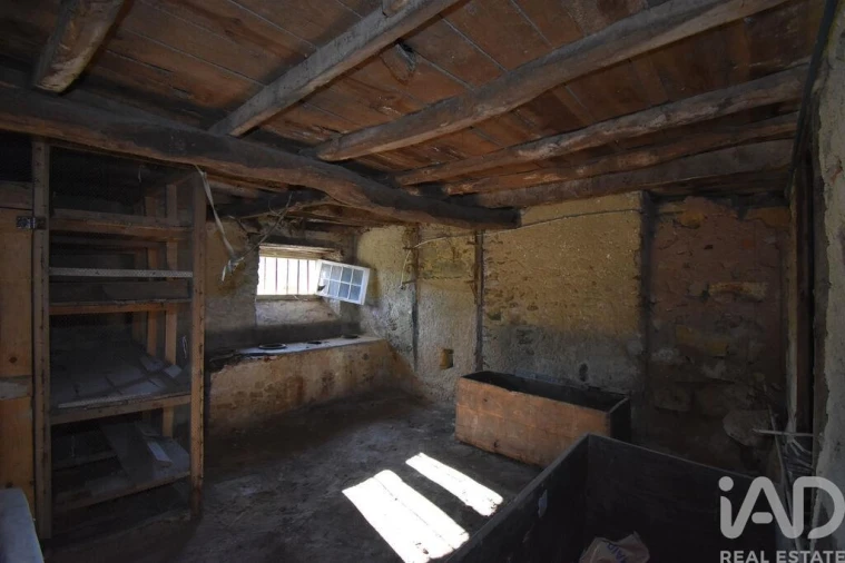 Moradia T5 para Venda em São Miguel, Santa Eufémia e Rabaçal Foto 20