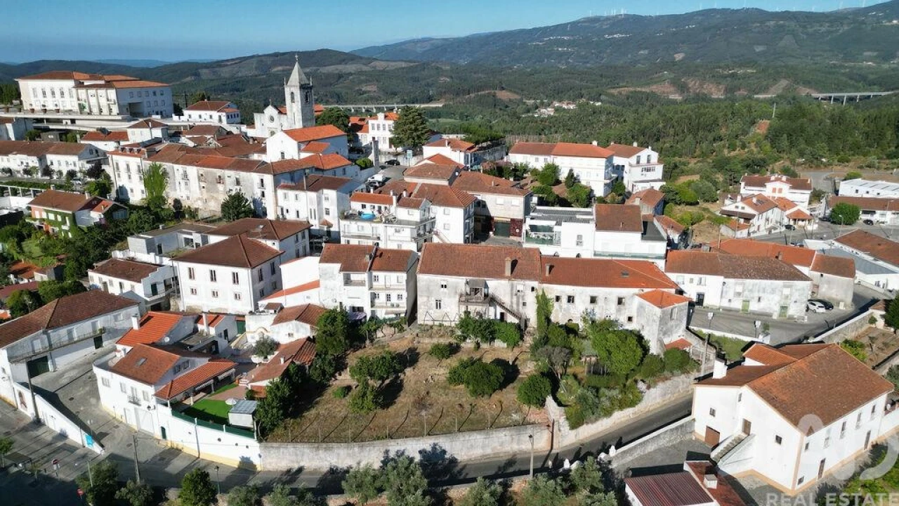 Moradia T5 para Venda em São Miguel, Santa Eufémia e Rabaçal Foto 29