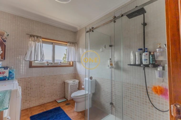 Moradia T3 para Venda em Oliveira (Santa Maria) Foto 12