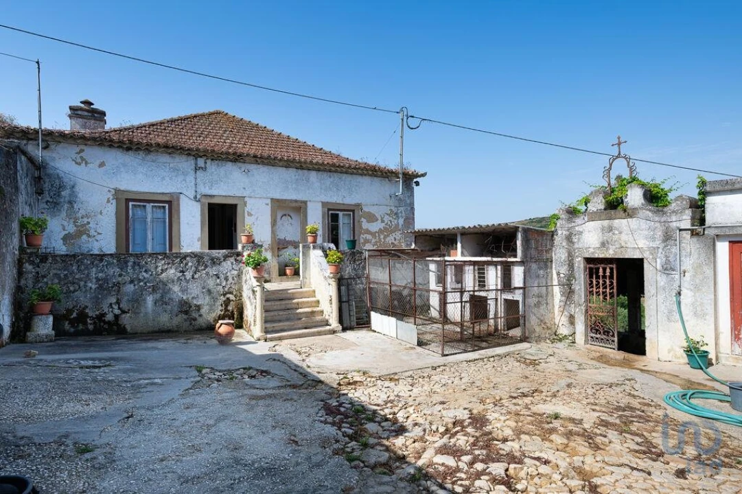 Moradia T7 para Venda em Santo Quintino Foto 12