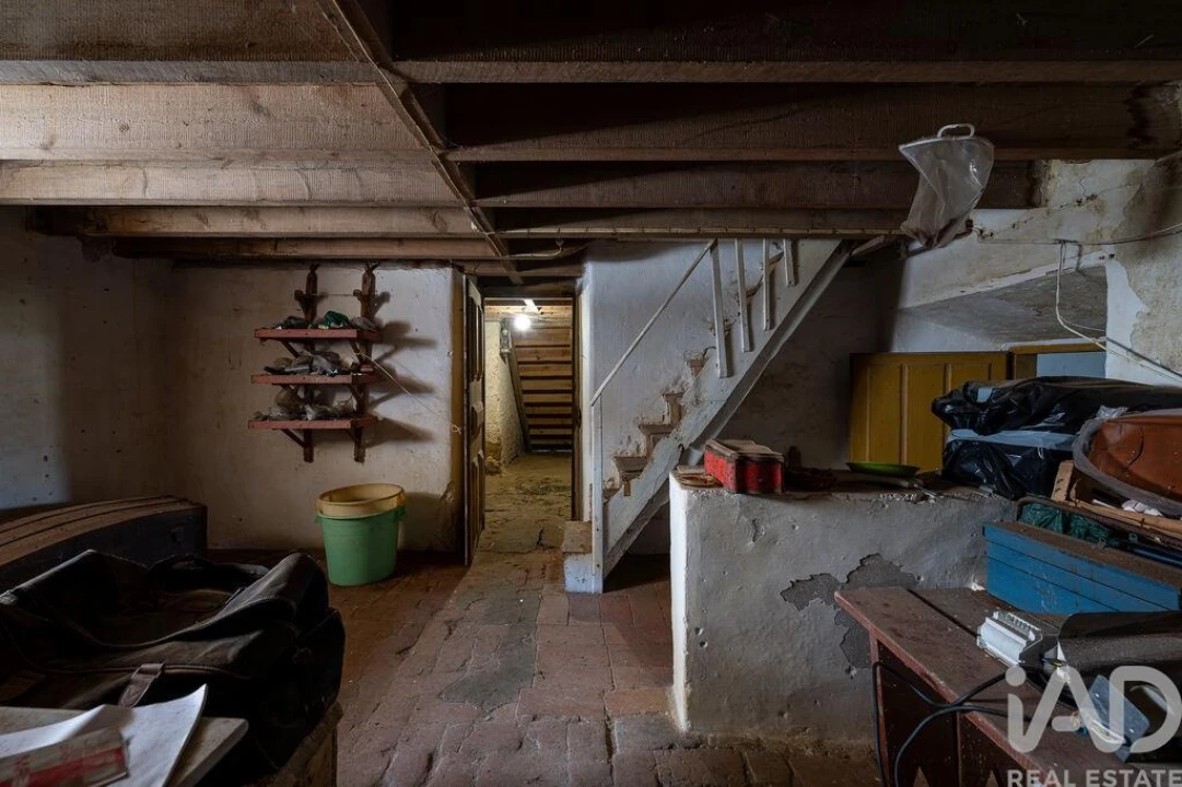 Moradia T7 para Venda em Santo Quintino Foto 28