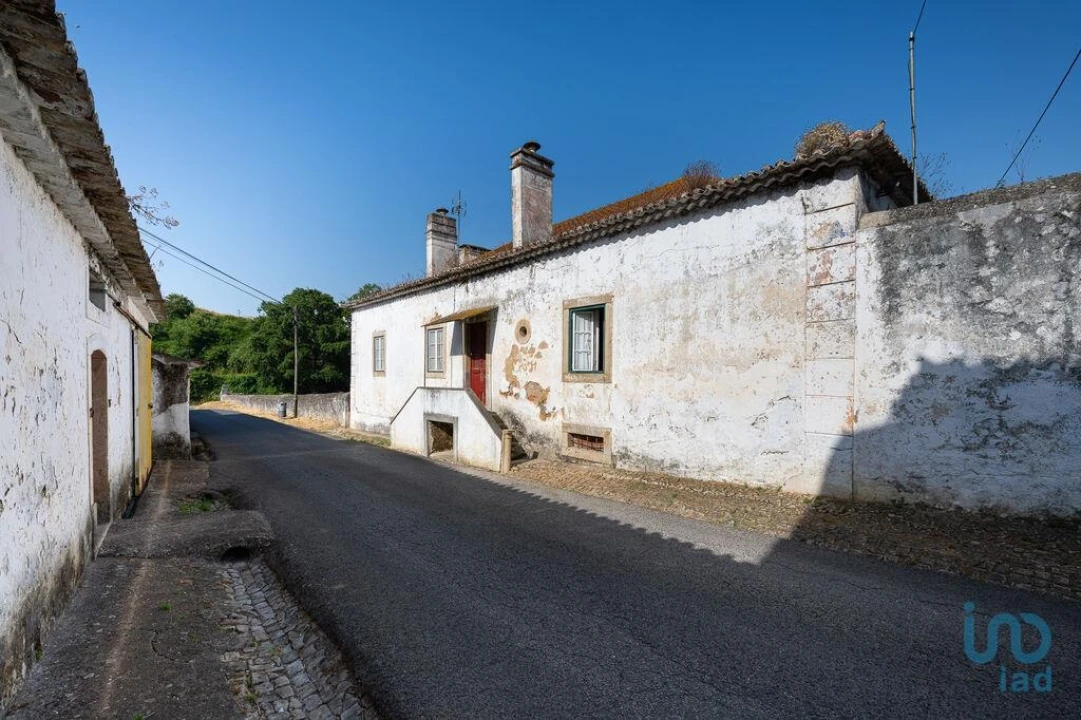 Moradia T7 para Venda em Santo Quintino Foto 9