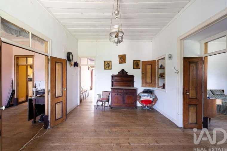 Moradia T7 para Venda em Santo Quintino Foto 17