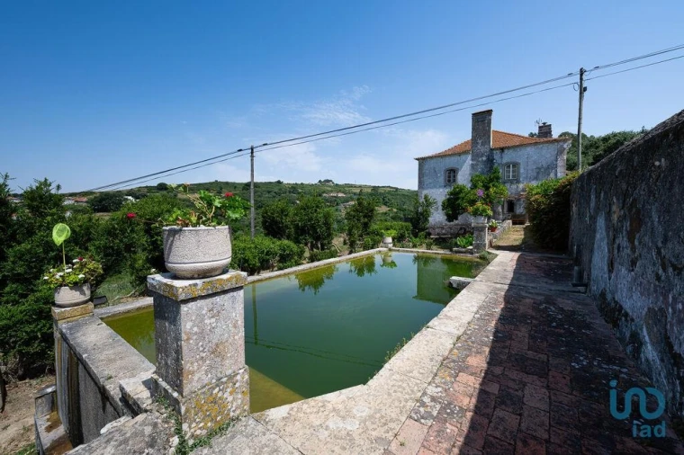 Moradia T7 para Venda em Santo Quintino Foto 2