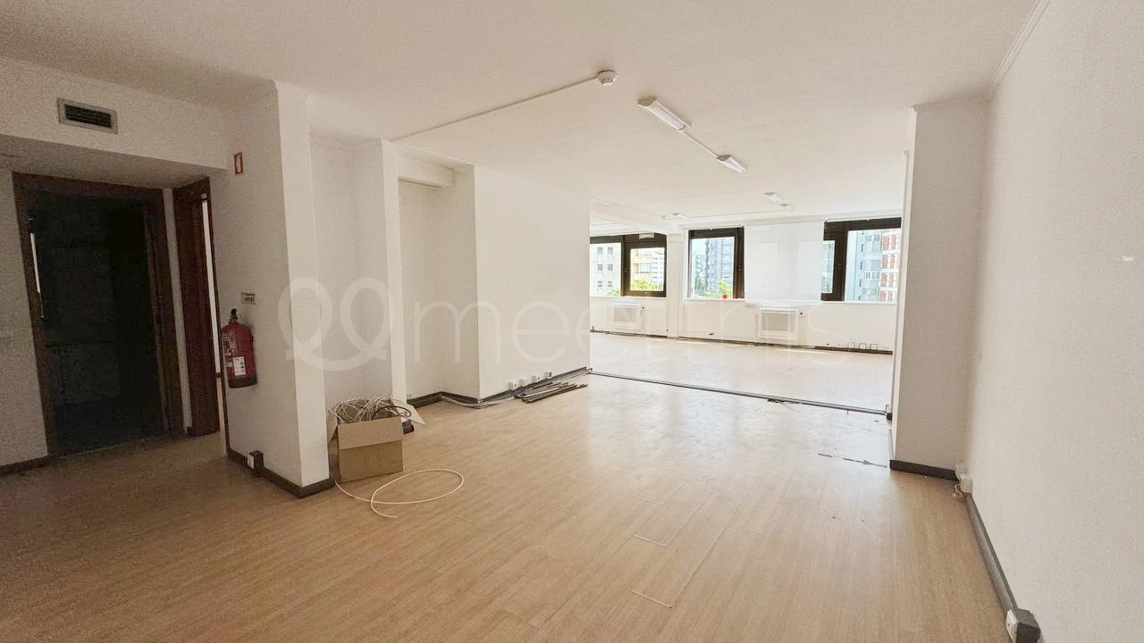 Escritório para Arrendamento em Algés, Linda-A-Velha e Cruz Quebrada-Dafundo Foto 1