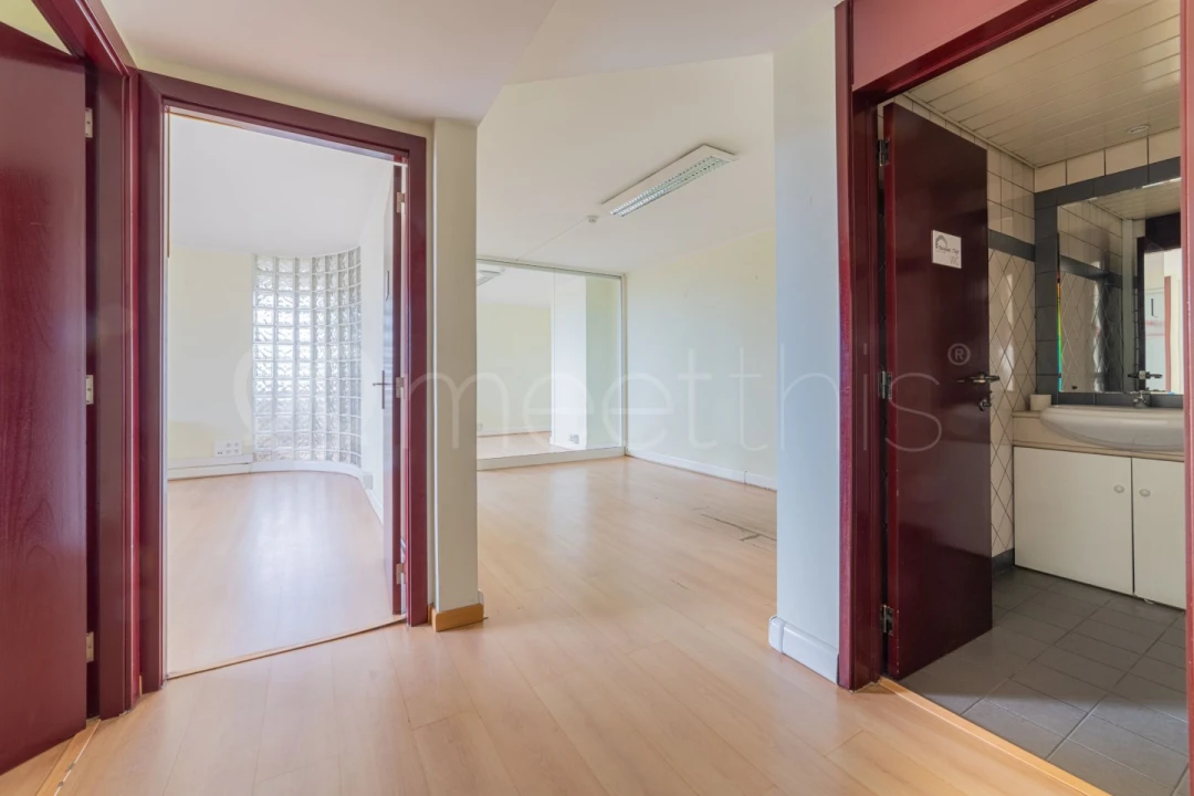 Escritório para Arrendamento em Algés, Linda-A-Velha e Cruz Quebrada-Dafundo Foto 10