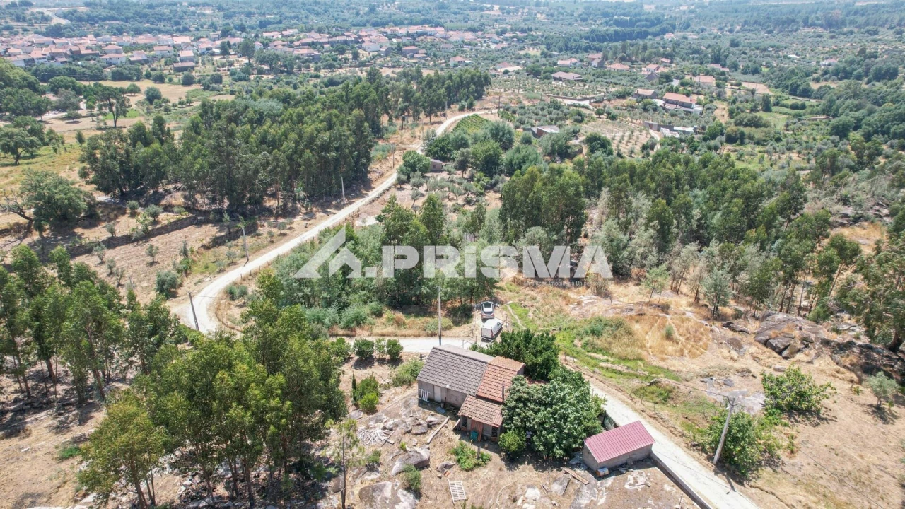 Quinta T1 para Venda em Louriçal do Campo Foto 1