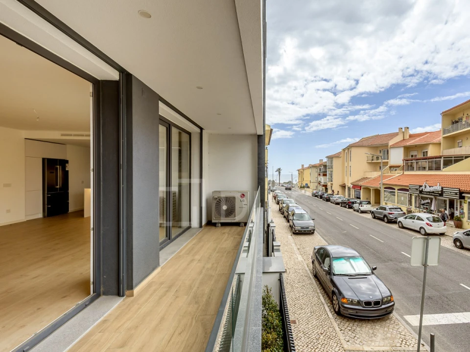 Apartamento T3 para Venda em Carcavelos e Parede Foto 25