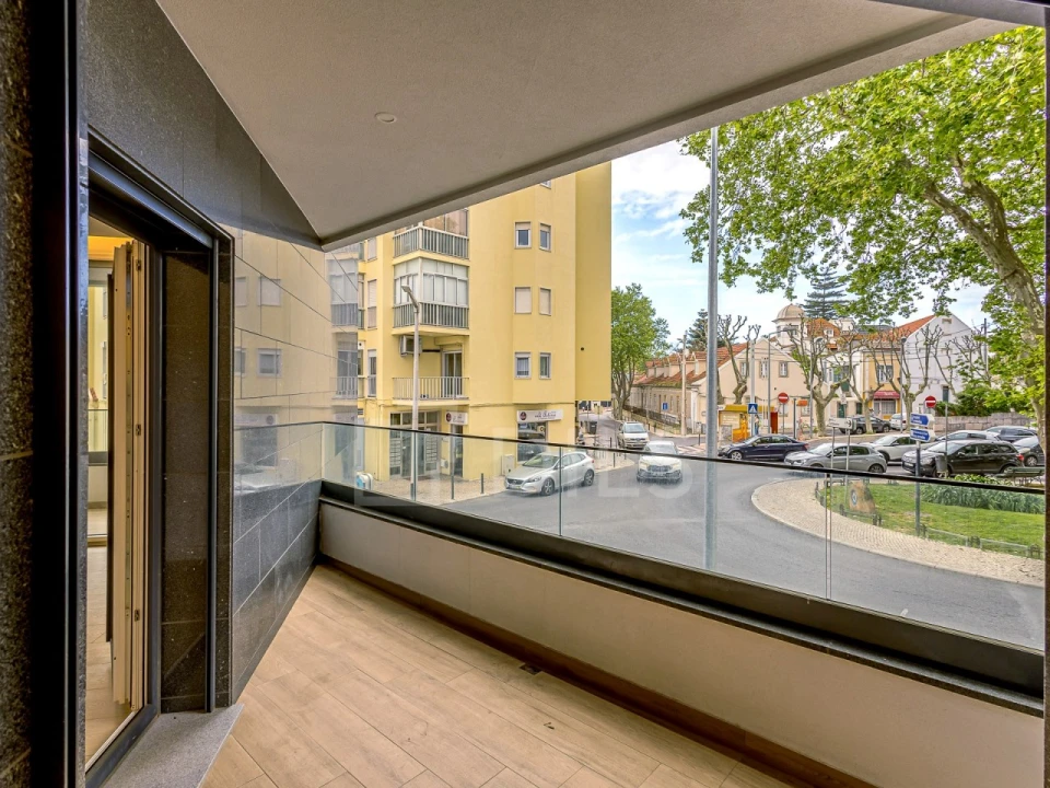 Apartamento T3 para Venda em Carcavelos e Parede Foto 26