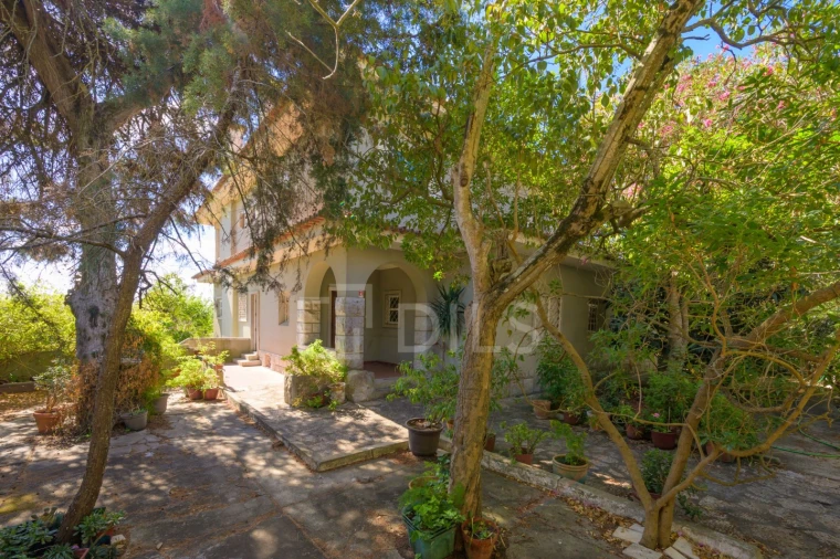 Moradia T6 para Venda em Oeiras e São Julião da Barra, Paço de Arcos e Caxias Foto 13