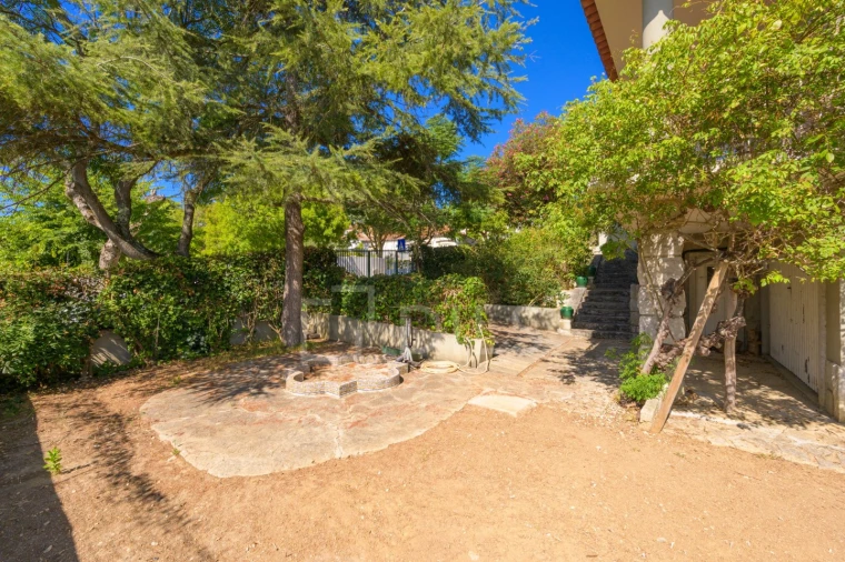 Moradia T6 para Venda em Oeiras e São Julião da Barra, Paço de Arcos e Caxias Foto 28