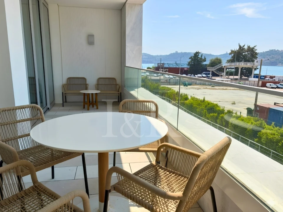 Apartamento T1 para Venda em Alcantara Foto 6