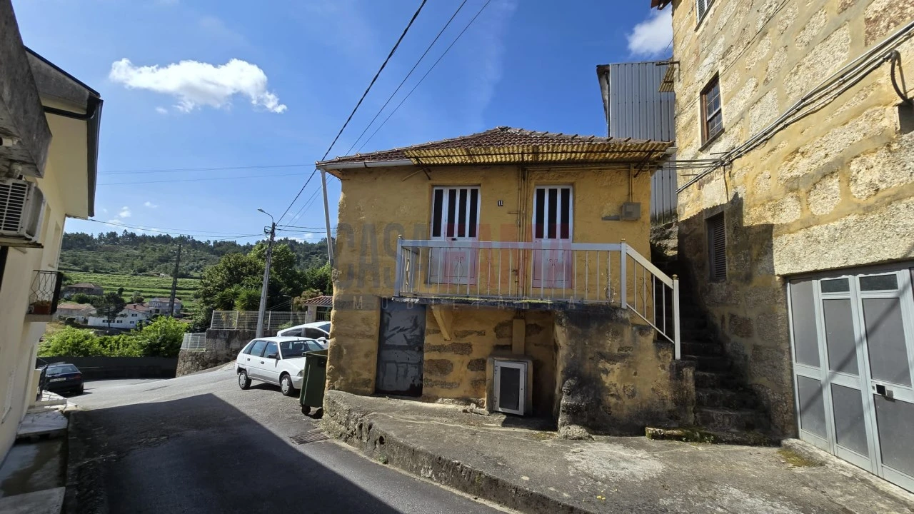 Moradia T2 para Venda em Caldas de Vizela (São Miguel e São João) Foto 1