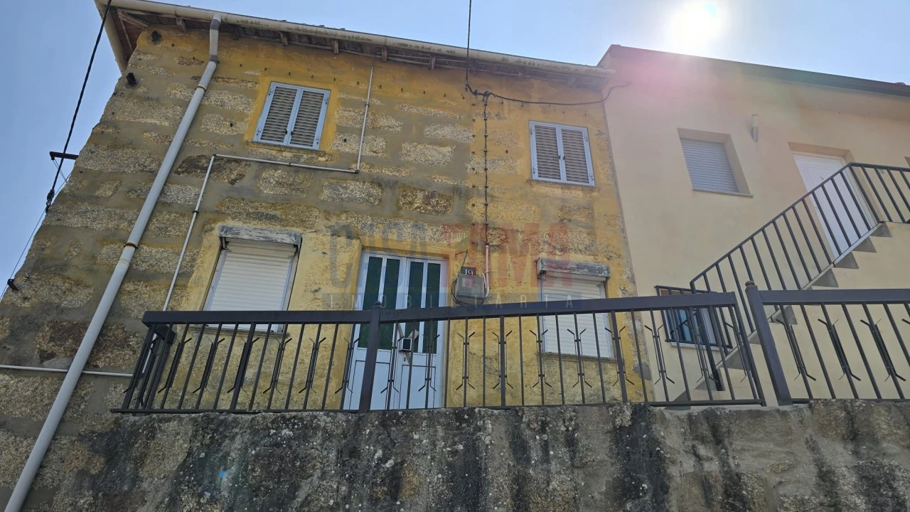 Moradia T4 para Venda em Caldas de Vizela (São Miguel e São João) Foto 1