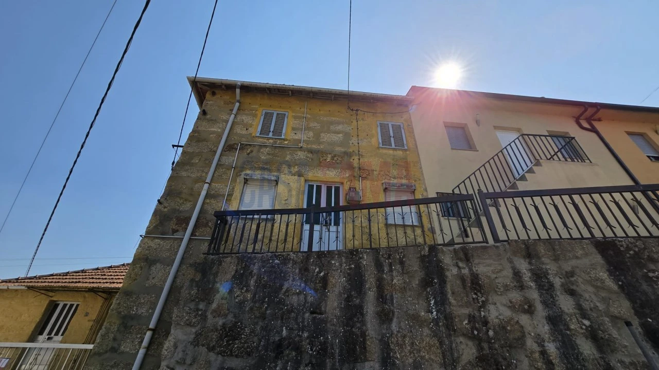 Moradia T4 para Venda em Caldas de Vizela (São Miguel e São João) Foto 12